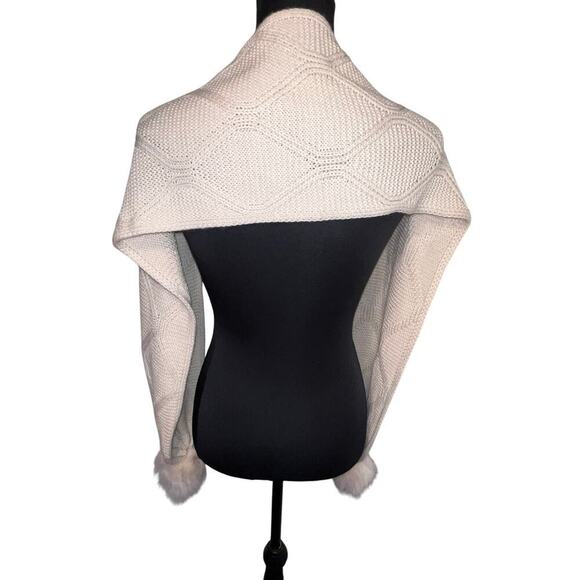 Womens Waffle Knit Faux Fur Pom-Pom Y2K Cream Soft Cozy Winter Shawl/Scarf - Picture 2 of 7